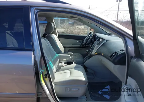 2005 Lexus Rx 330 z USA, uszkodzony, nr VIN JTJHA31U450088784